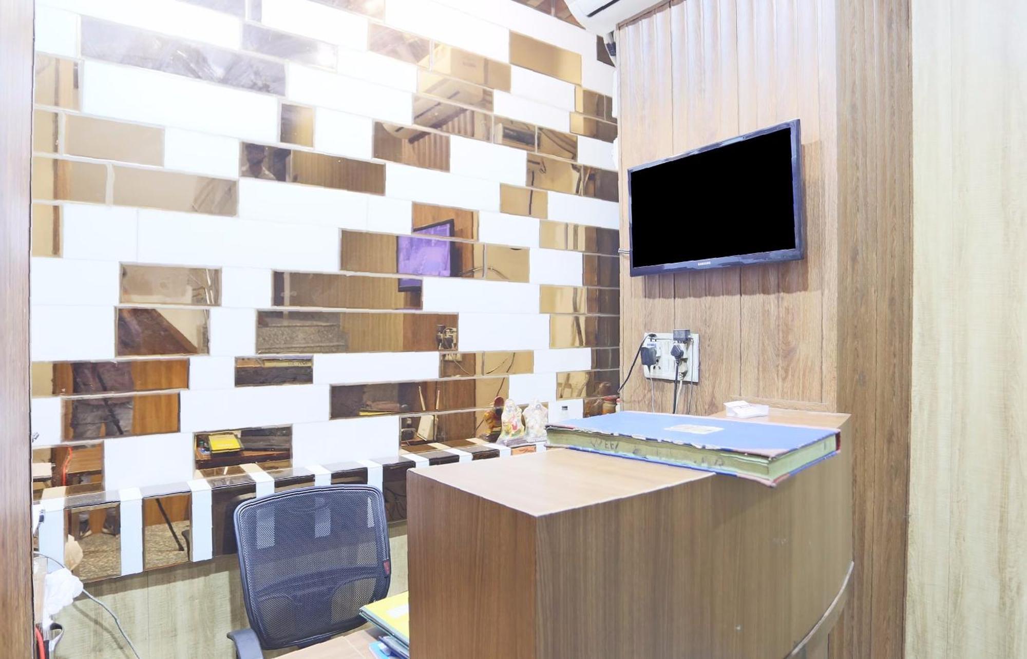 OYO 65630 Hotel New Raj Kamal Aurangabad  Zewnętrze zdjęcie