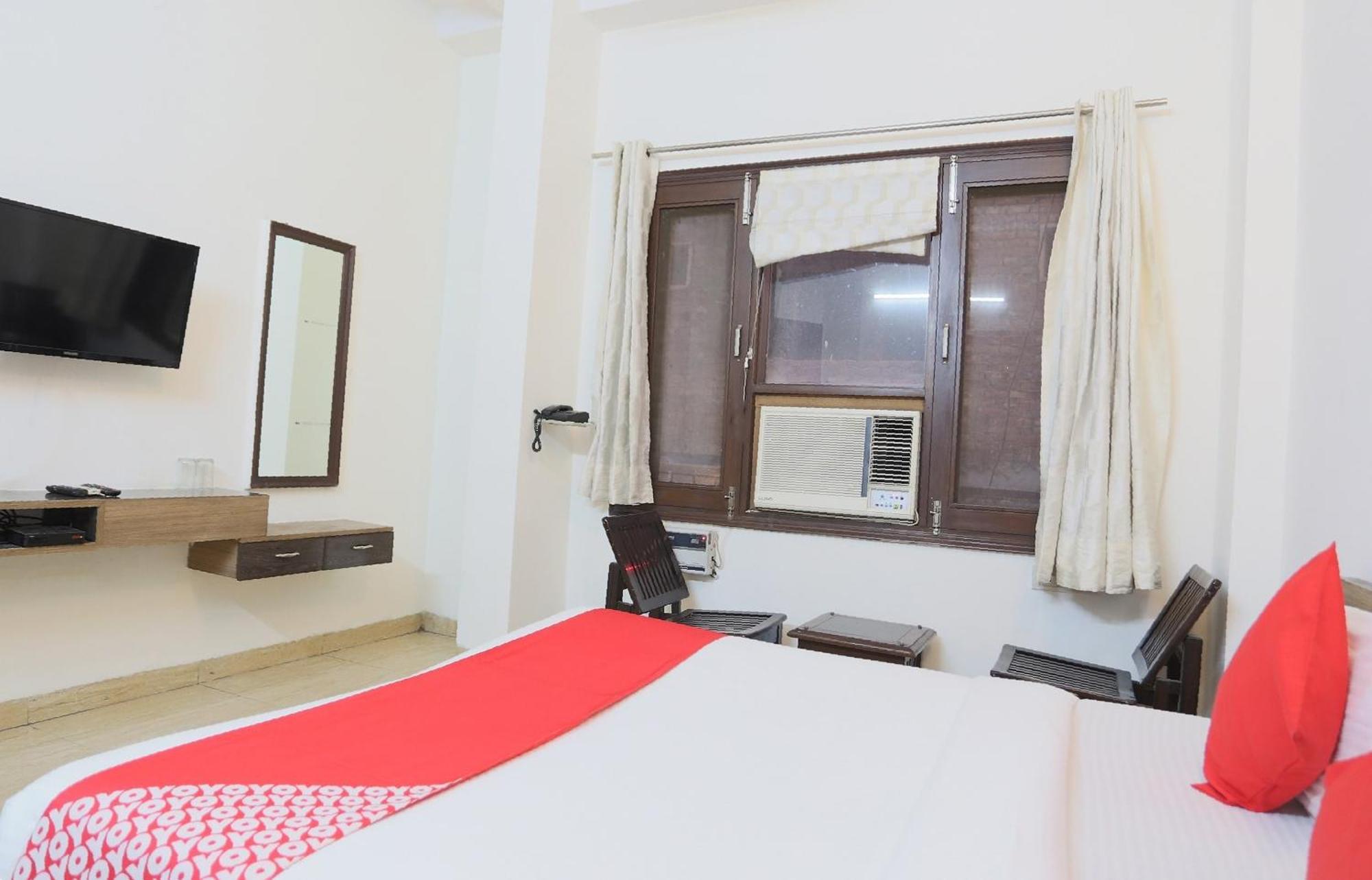 OYO 65630 Hotel New Raj Kamal Aurangabad  Zewnętrze zdjęcie