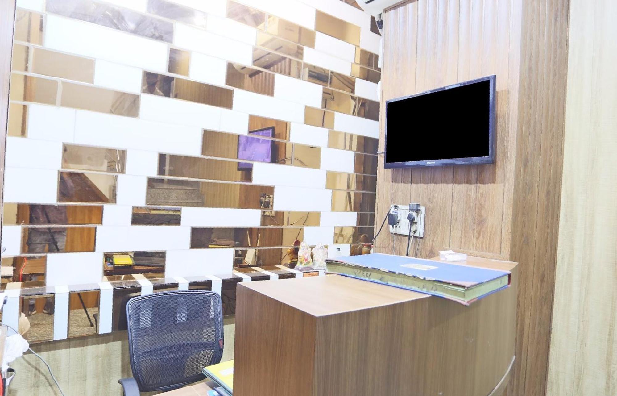 OYO 65630 Hotel New Raj Kamal Aurangabad  Zewnętrze zdjęcie